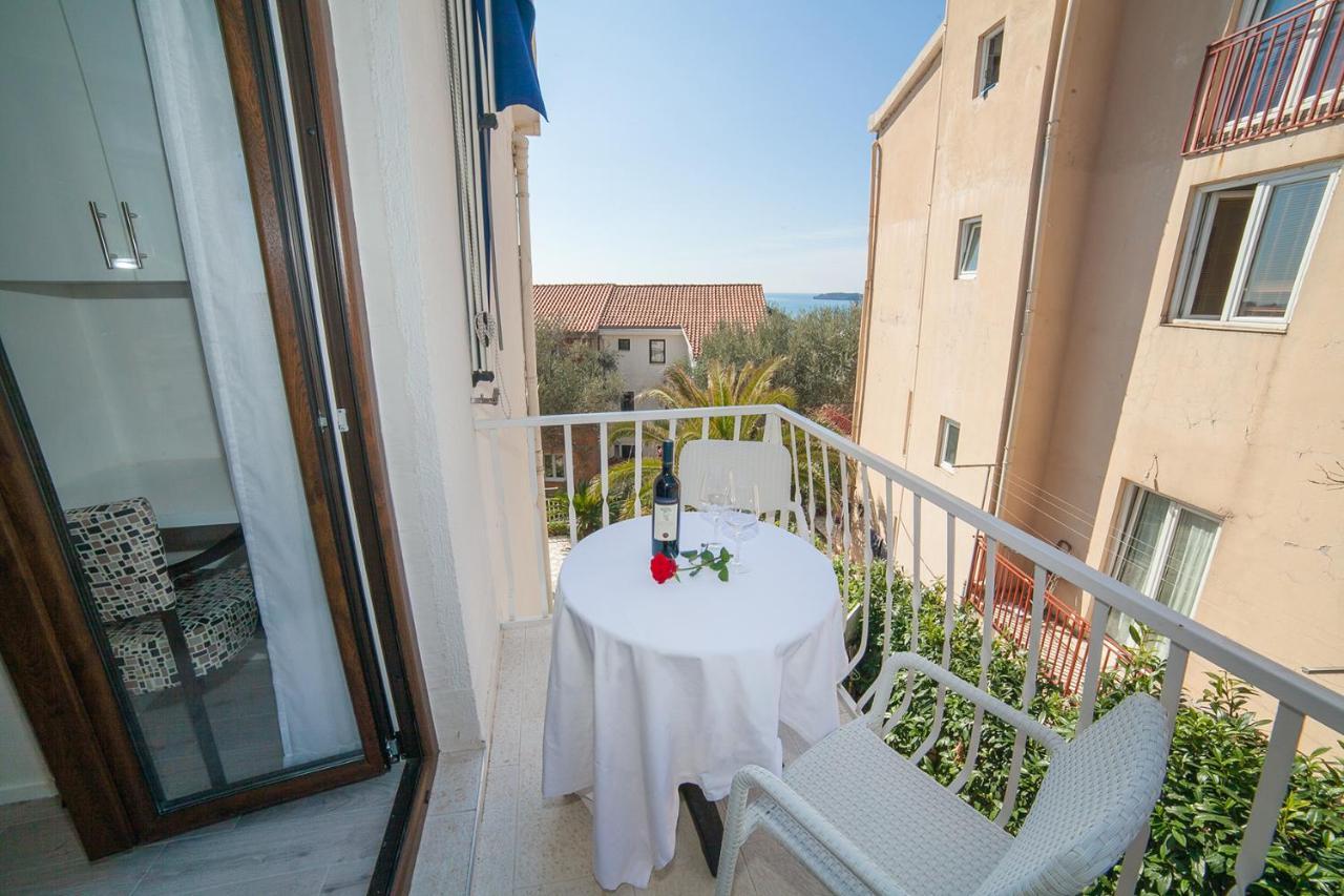 Villa Mona 2 Budva Buitenkant foto